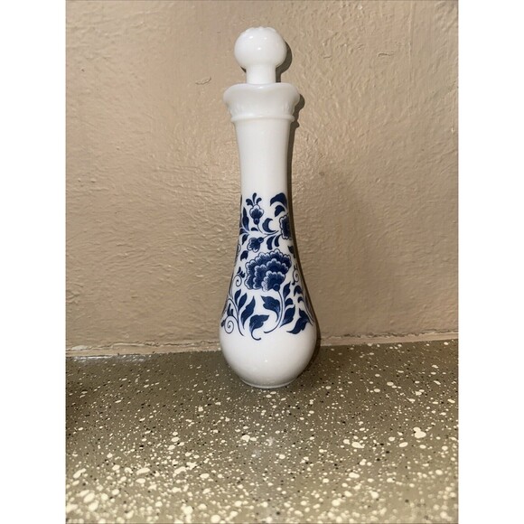 Vintage Avon Milk Glass with Blue Floral Flowers Cruet Bottle with Stopper‎ - Picture 2 of 5